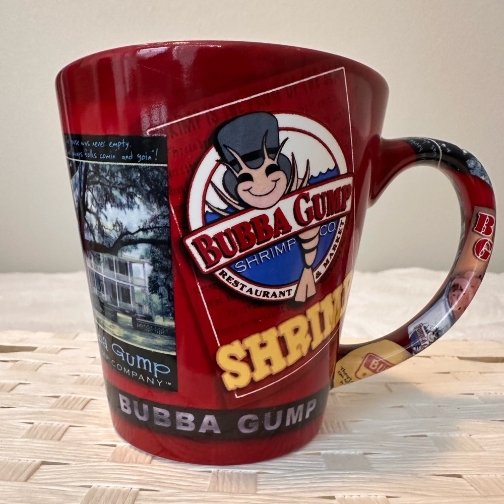 Bubba Gump Shrimp Company mug colorful EUC